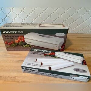 Toastess Vacuum Sealer with Rolls